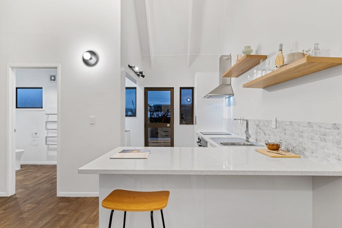 2/24 Great South Road, Papakura, Auckland - Carousel 2