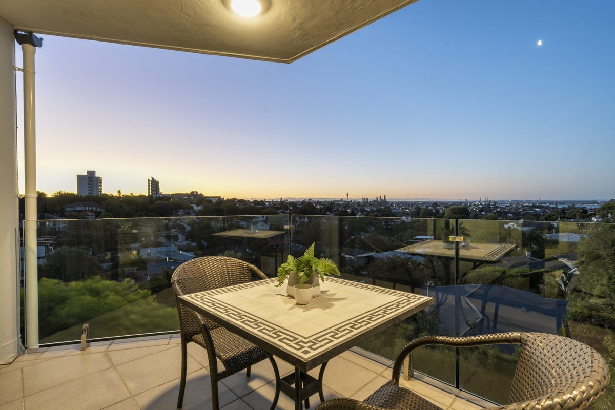 3/564 Remuera Road, Remuera, Auckland - Carousel 1