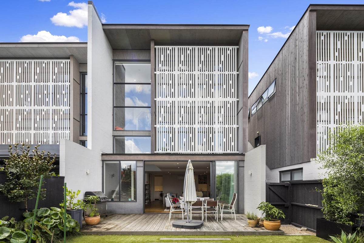 4/136 Taylors Road, Mount Albert, Auckland - Carousel 1