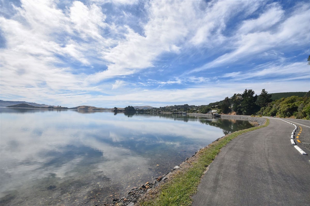 16 Waikana Street, Broad Bay, Dunedin - Carousel 21