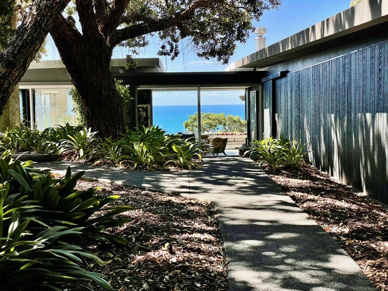 24 Newton Road, Oneroa, Waiheke Island - Carousel 2