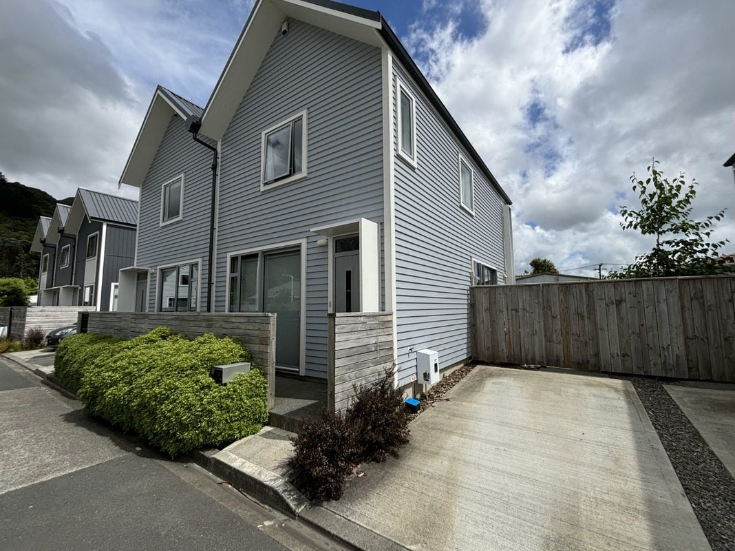 13 Eruera Love Lane, Waterloo, Lower Hutt - Carousel 1