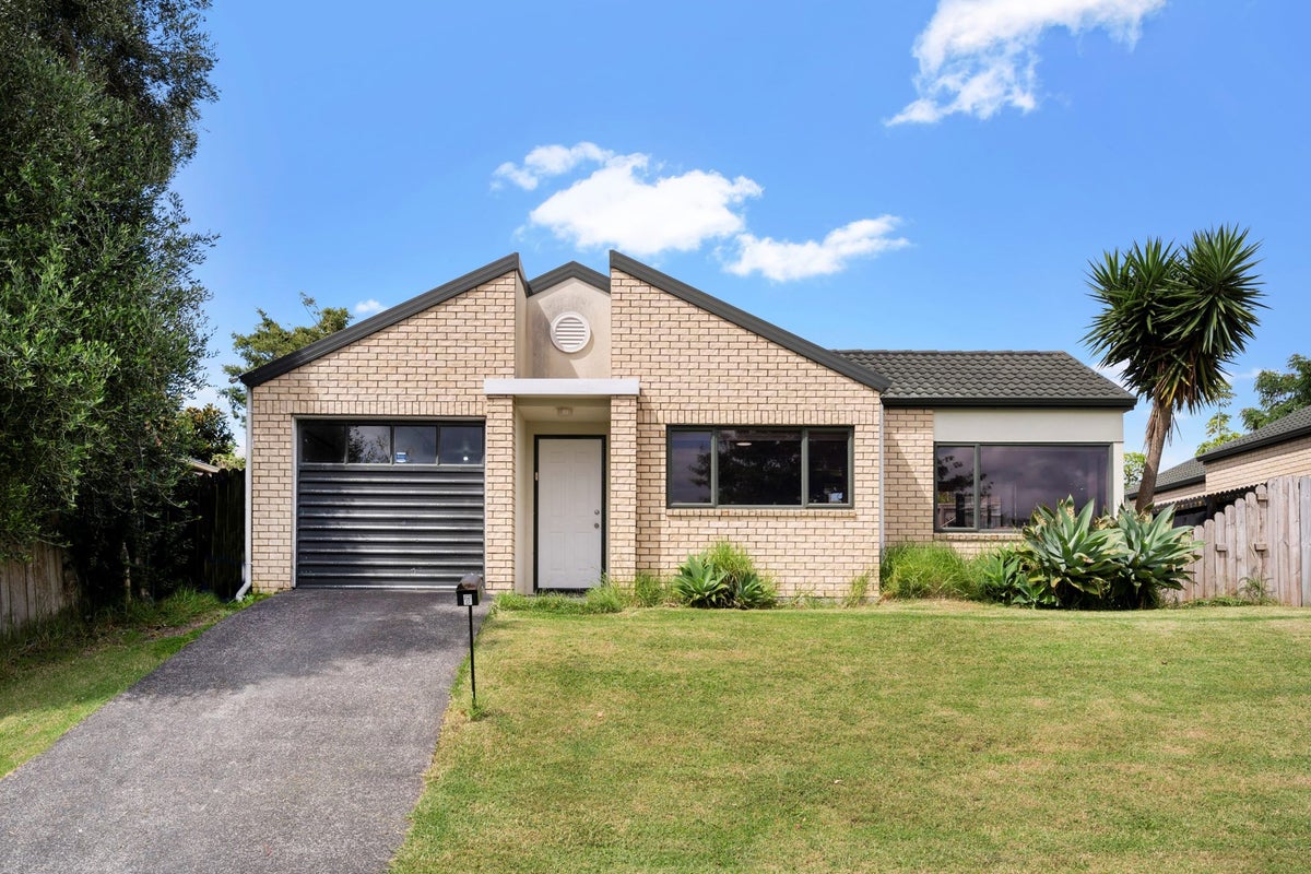 7 Blueridge Close, Sunnyvale, Auckland - Carousel 1