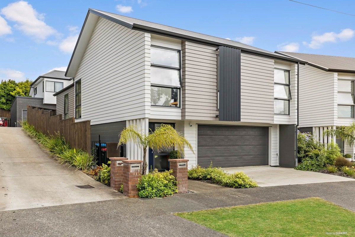 38A Castledine Crescent, Glen Innes, Auckland - Carousel 2