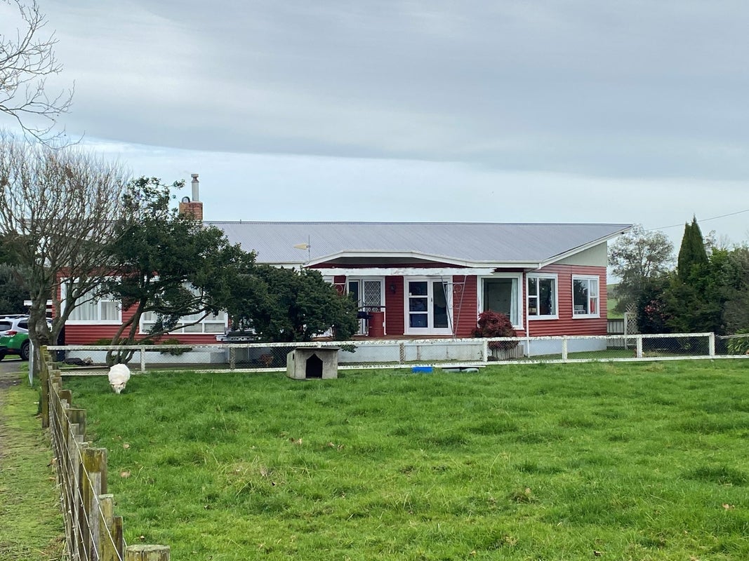 1730 State Highway 2, Pokeno - Carousel 1