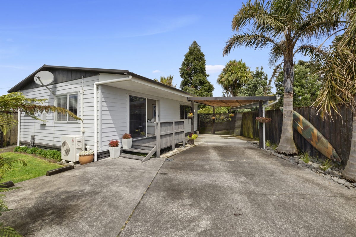 1/7 Bedford Street, Fitzroy, New Plymouth - Carousel 1
