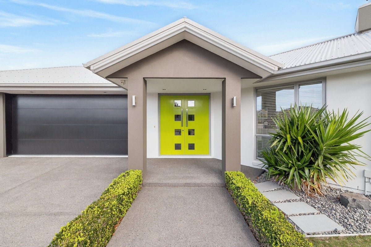 5 Reka Street, Parklands, Christchurch - Carousel 2