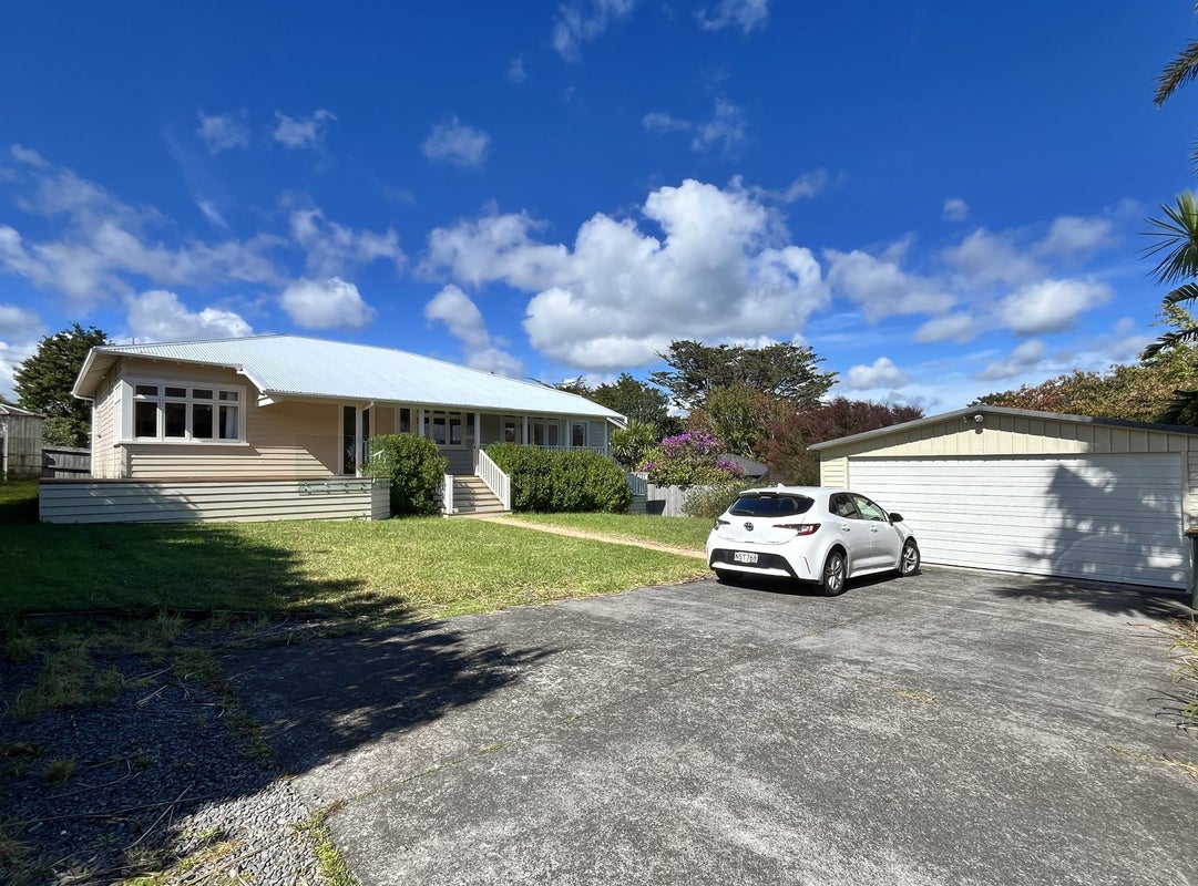 58 Rangatira Road, Beach Haven, Auckland - Carousel 1