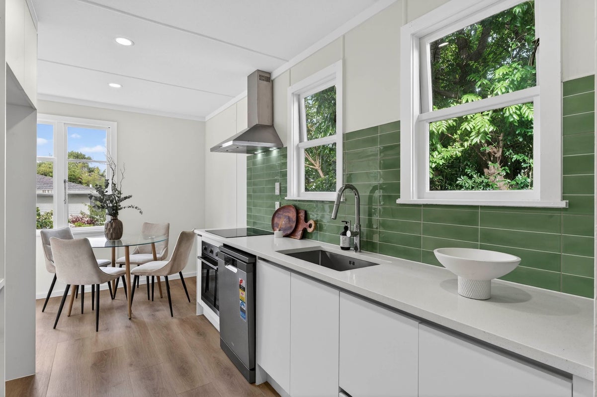 37 Leys Crescent, Remuera, Auckland - Carousel 2