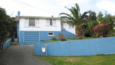 28 Isabel Grove, Wainuiomata, Lower Hutt - Carousel 1