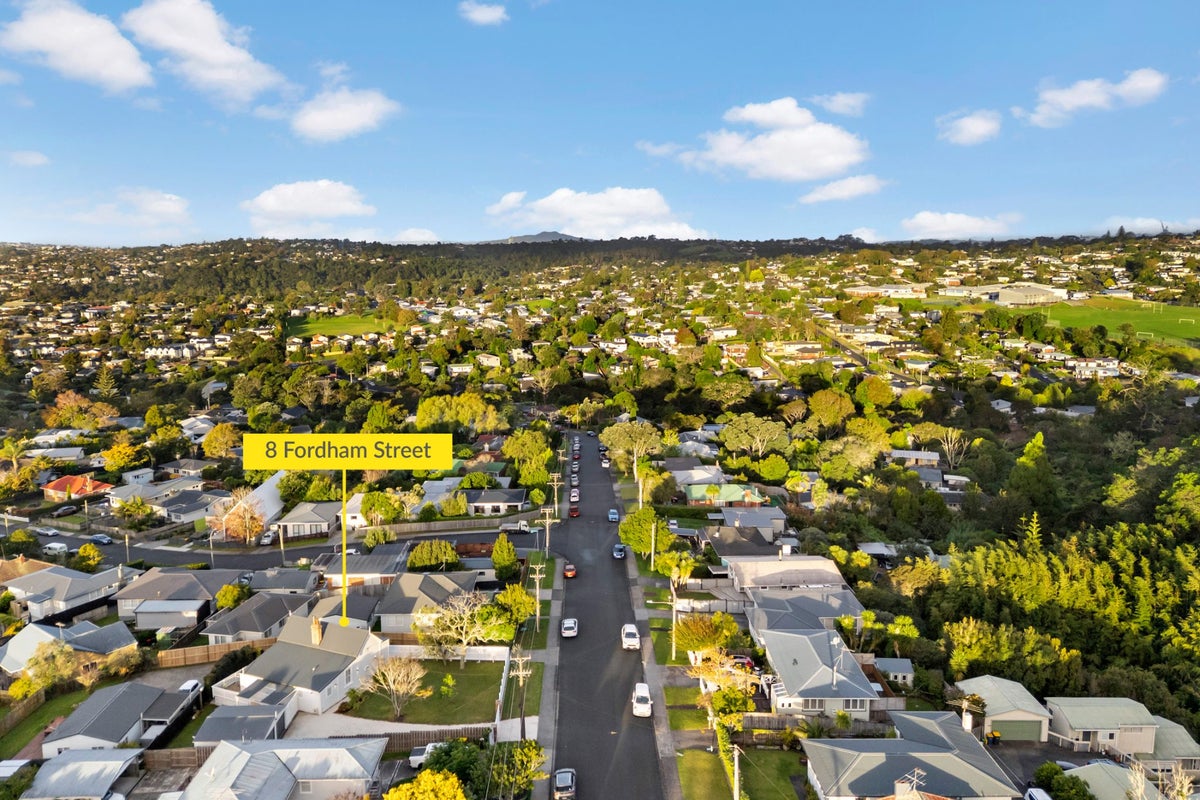 8 Fordham Street, Beach Haven, Auckland - Carousel 28