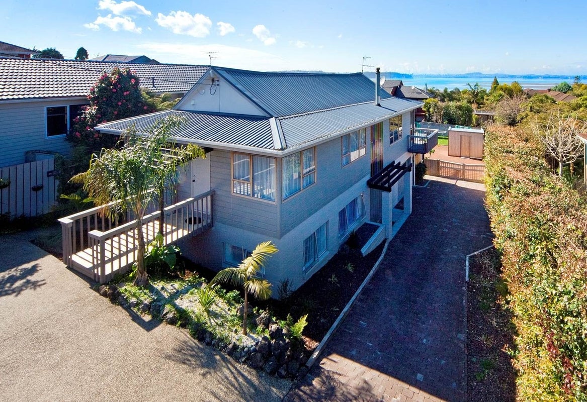 70 Wiseley Road, West Harbour, Auckland - Carousel 1