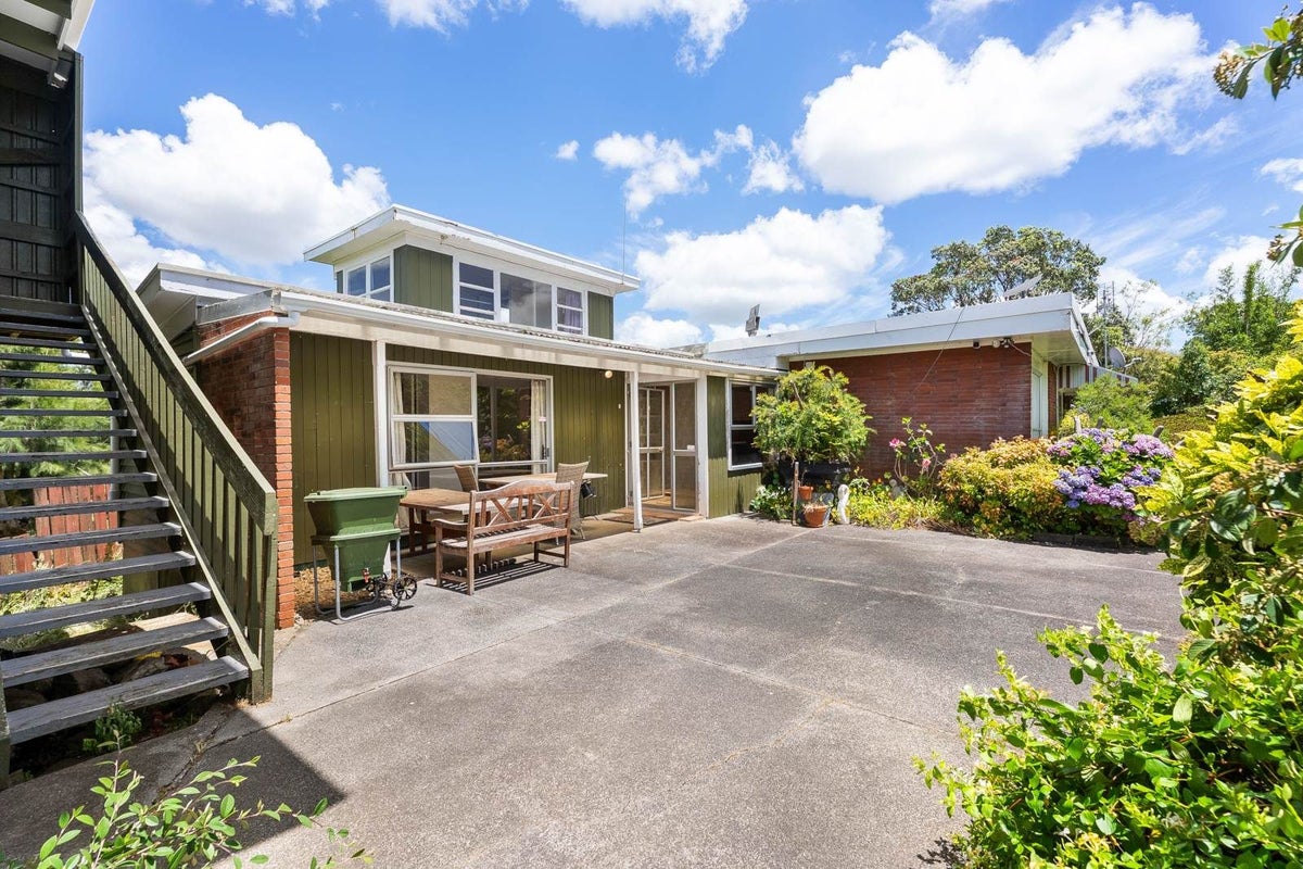 745 Ponga Road, Papakura - Carousel 2