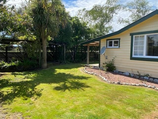 4250 State Highway 7, Blackball - Carousel 2