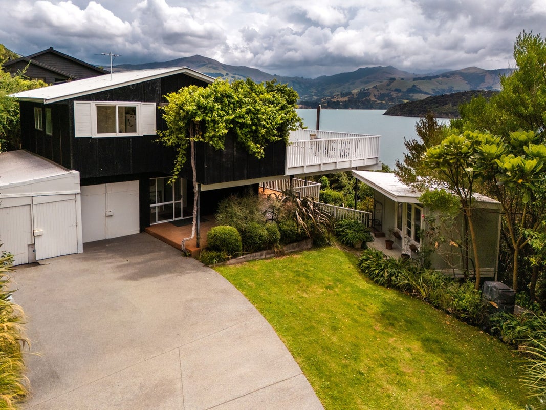 6506 Christchurch Akaroa Road, Takamatua, Takamatua - Carousel 2