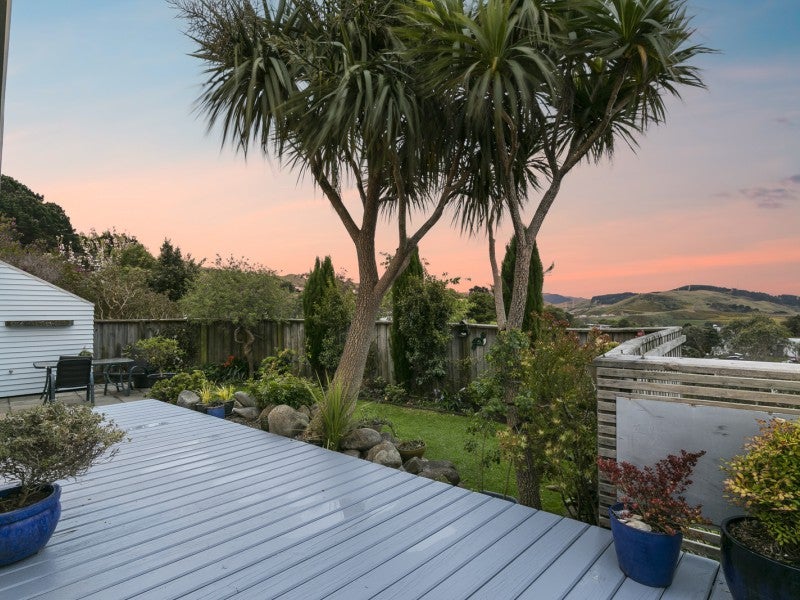 61 Hawtrey Terrace, Churton Park, Wellington - Carousel 2