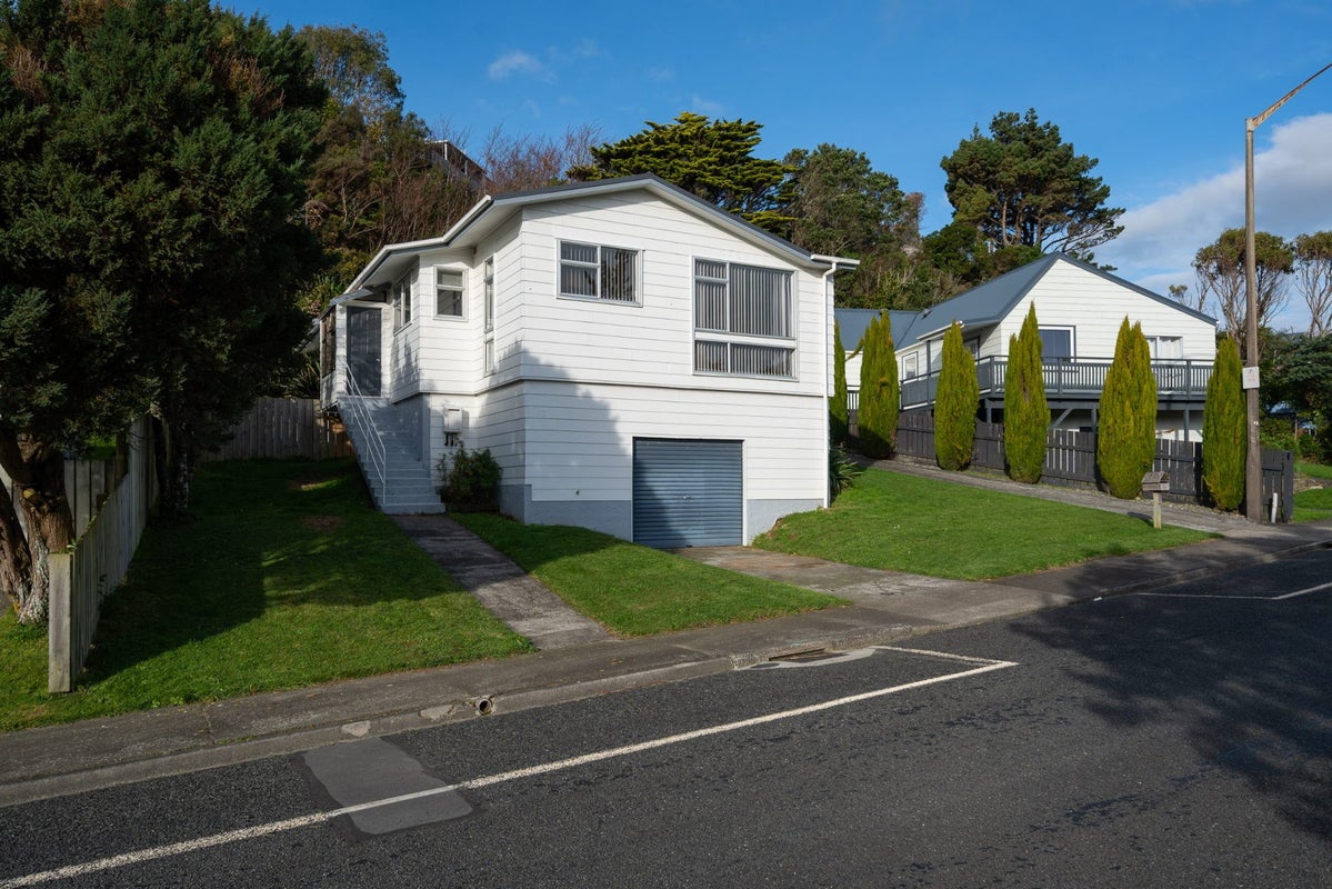 113 Jamaica Drive, Grenada North, Wellington - Carousel 1