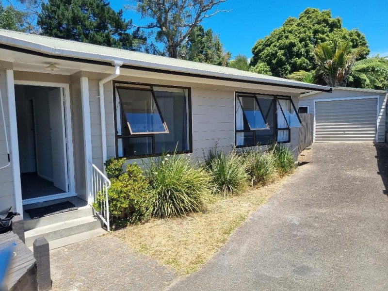 24 Cleveland Street, Bader, Hamilton - Carousel 1