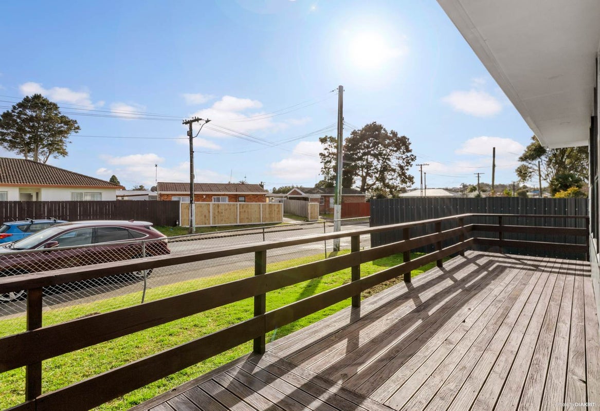 2/42 Sutton Crescent, Papakura, Papakura - Carousel 2