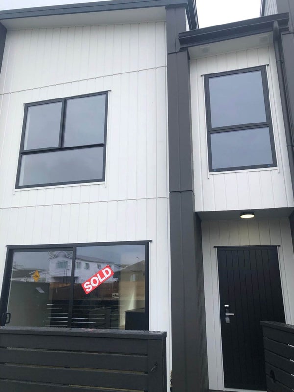 105 Bellfield Road, Opaheke, Papakura - Carousel 16