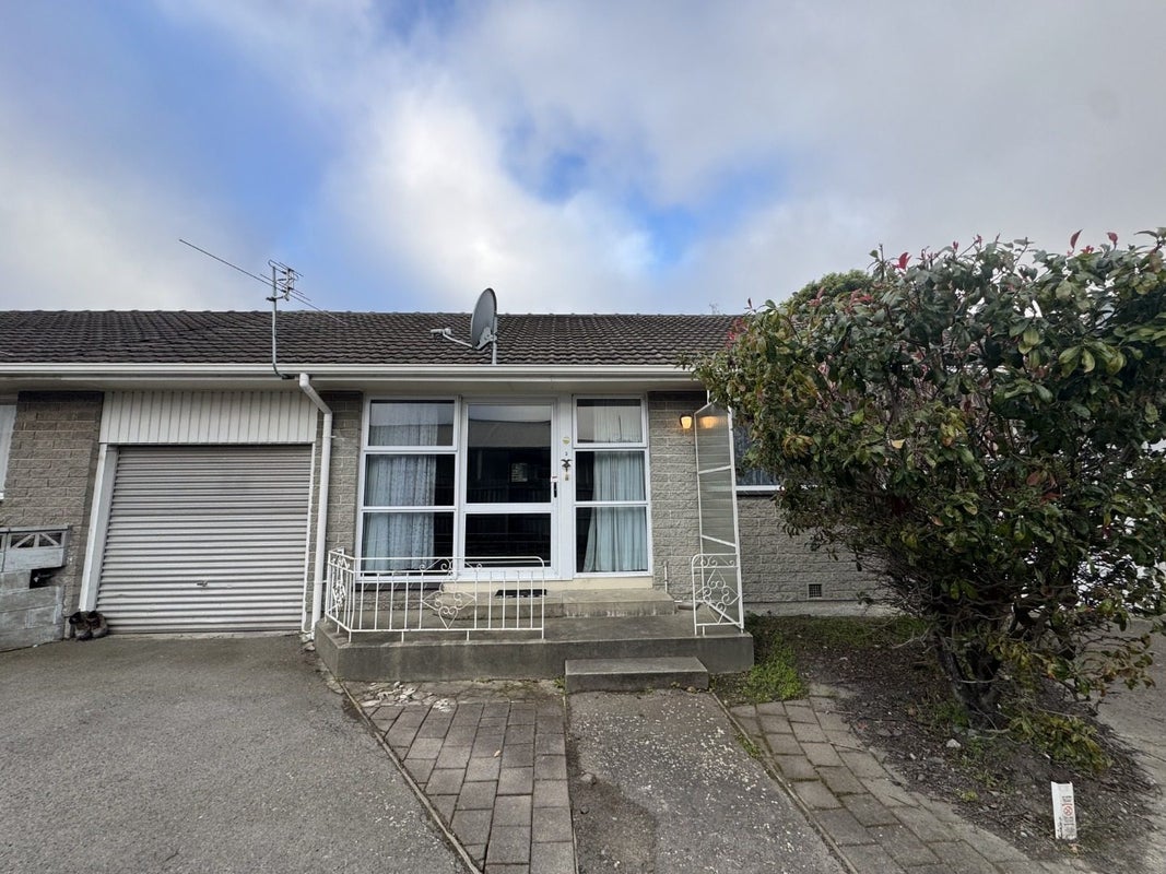 3/29 Office Road, Merivale, Christchurch - Carousel 1