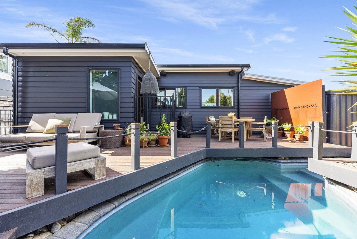 780b Papamoa Beach Road, Papamoa Beach, Tauranga, Bay Of Plenty - Carousel 1