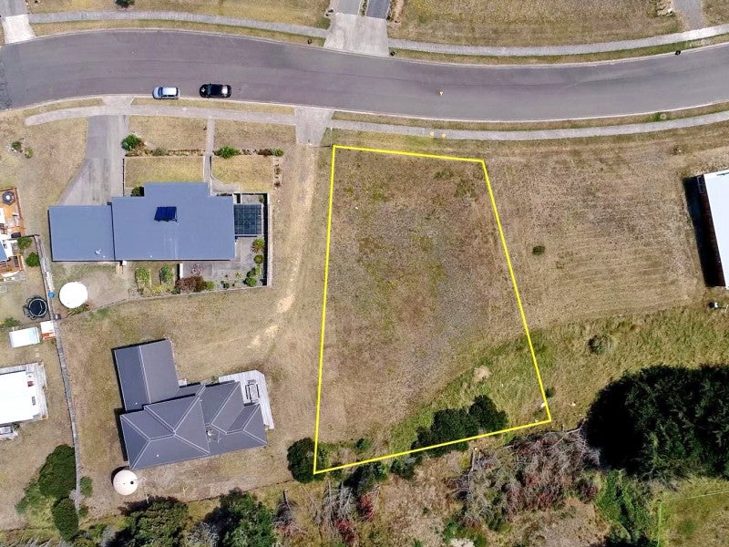 17 Taonui Street, Waitarere Beach, Levin - Carousel 6