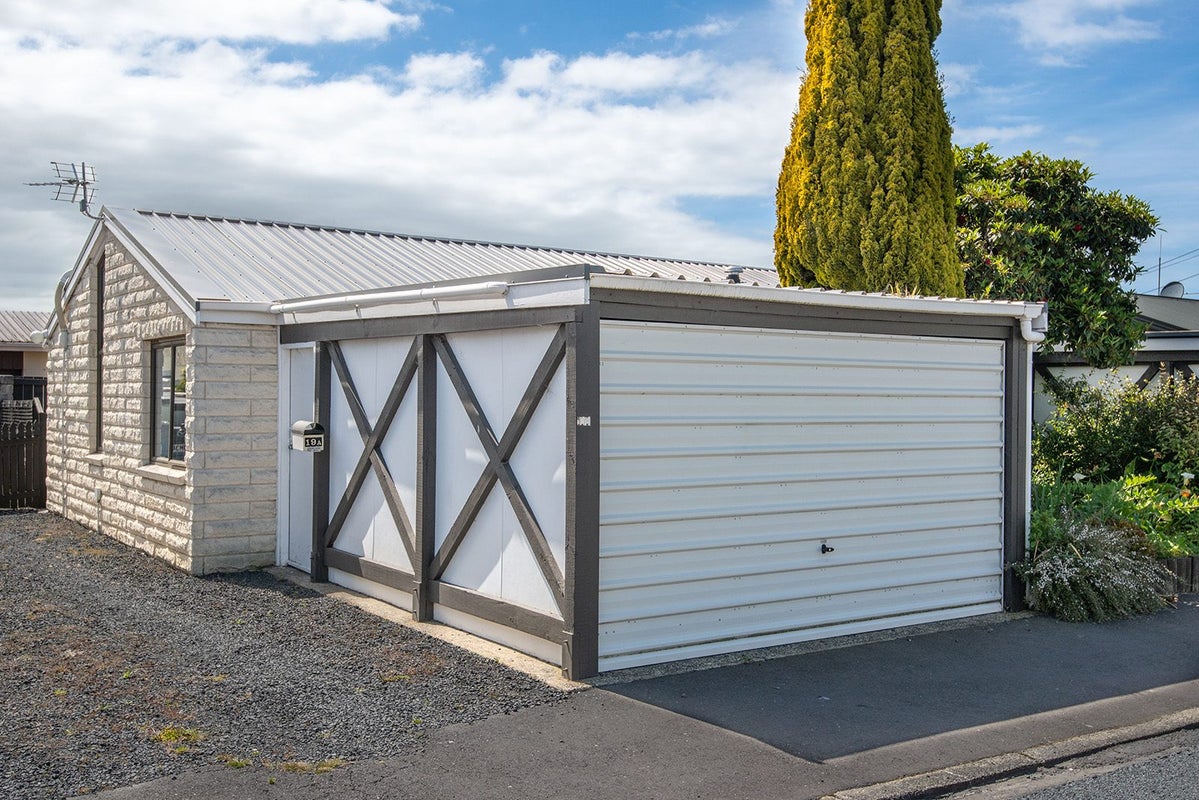 19A Rutherford Street, Caversham, Dunedin - Carousel 17