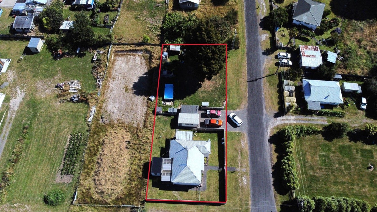 6 Reremai Street, Manunui, Taumarunui - Carousel 2
