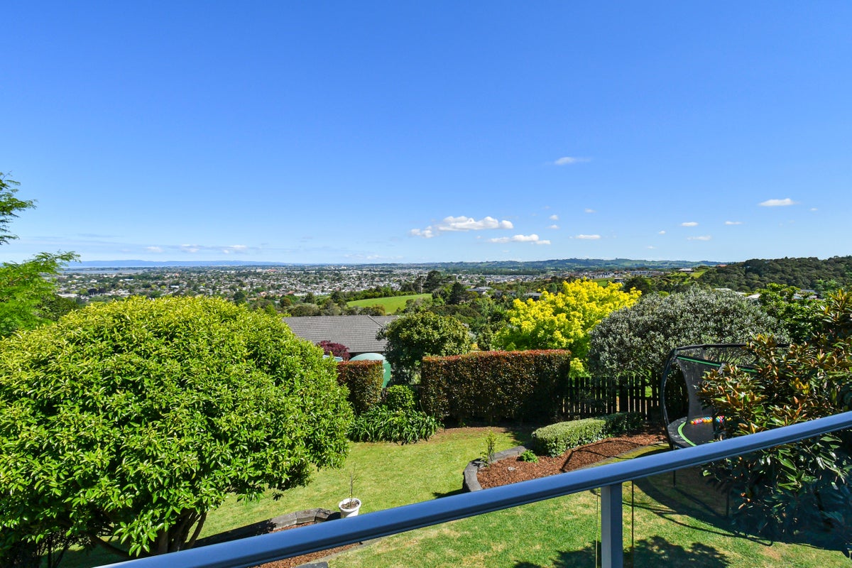 25 Margan Place, Red Hill, Papakura - Carousel 25