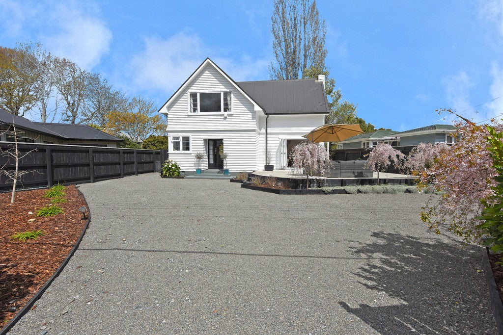 9 Oxford Crescent, Ebdentown, Upper Hutt - Carousel 21