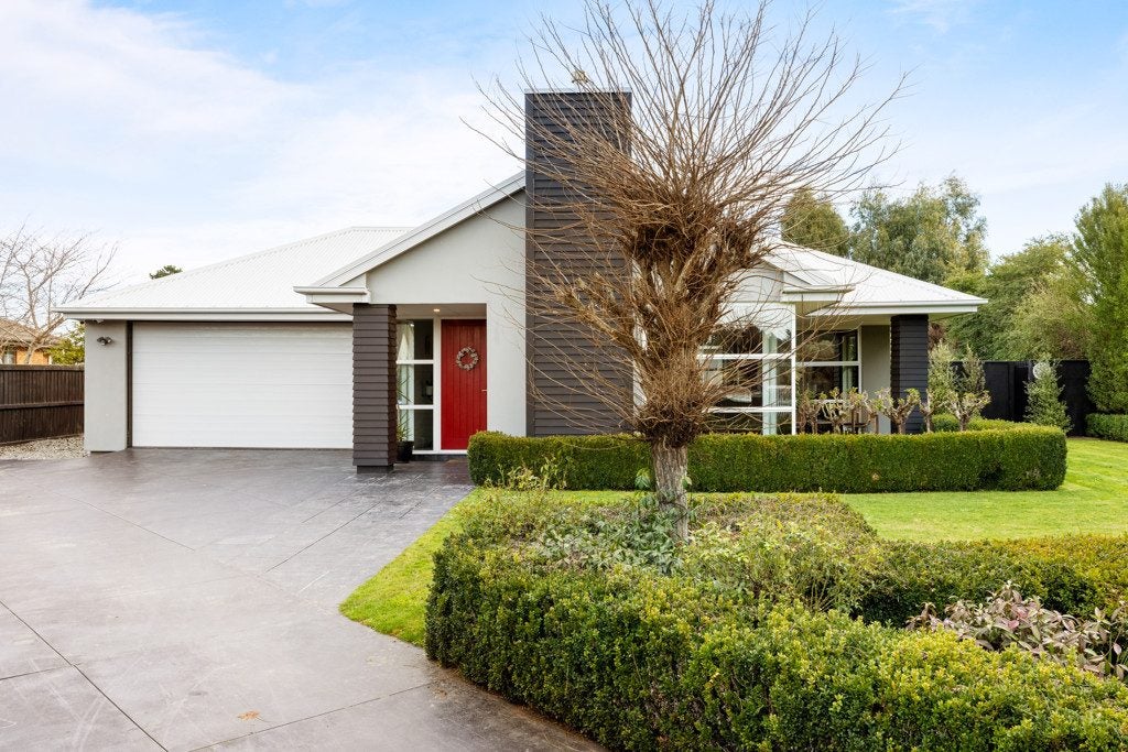 8 Nautilus Place, Spencerville, Christchurch - Carousel 1