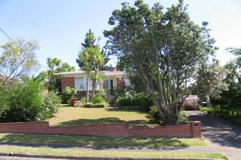 8 Mason Street, New Lynn, Auckland - Carousel 1