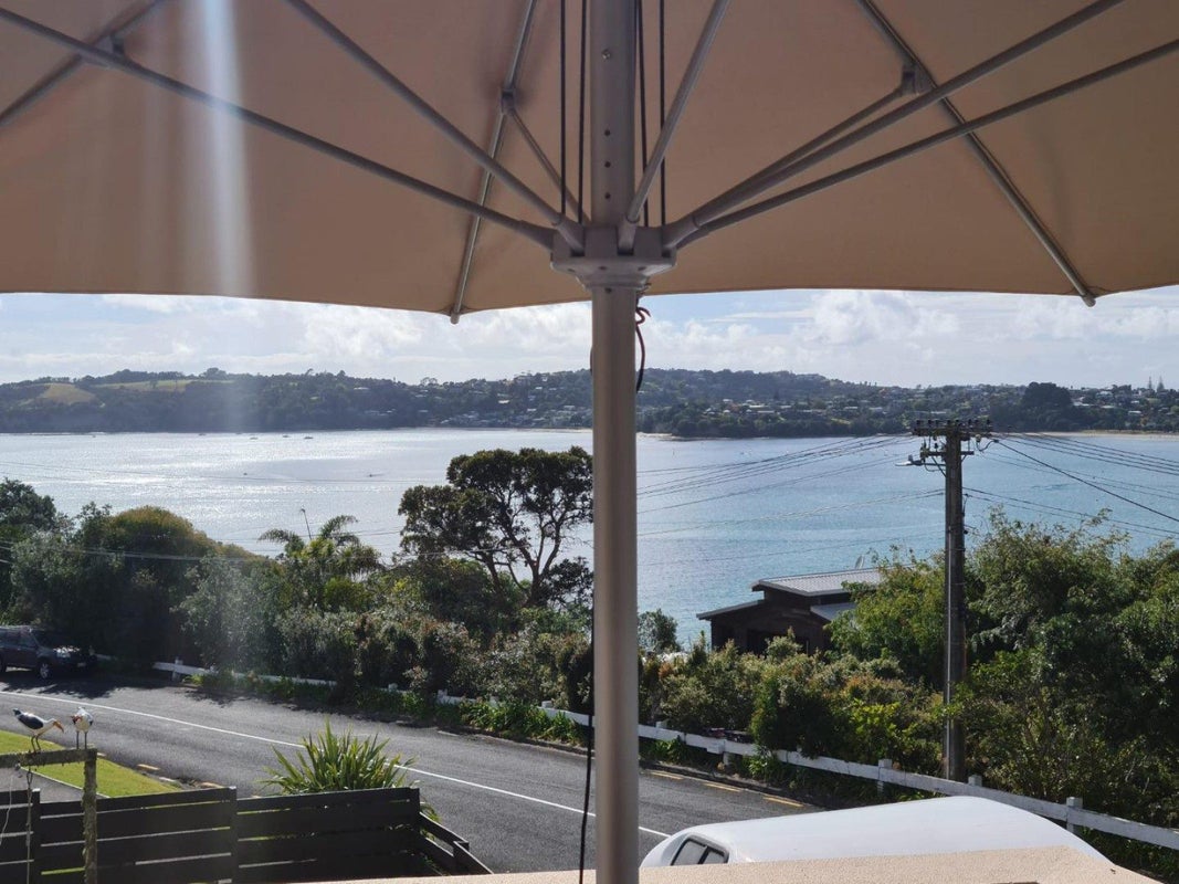2 Swann Beach Road, Stanmore Bay, Whangaparaoa - Carousel 1