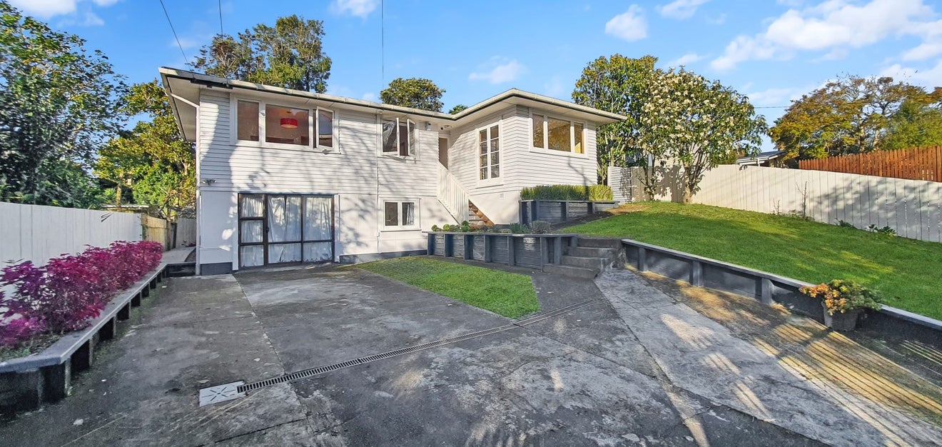 79 Kay Drive, Blockhouse Bay, Auckland - Carousel 1