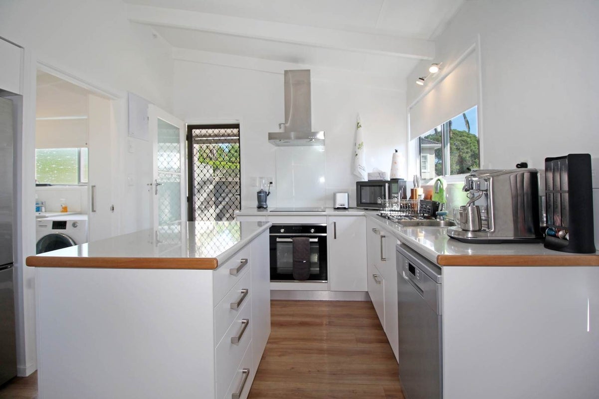 63 Beachlands Road, Beachlands, Auckland - Carousel 2