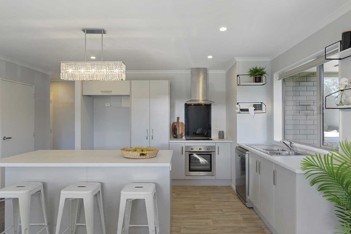 12 Echelon Drive, Wigram, Christchurch - Carousel 2