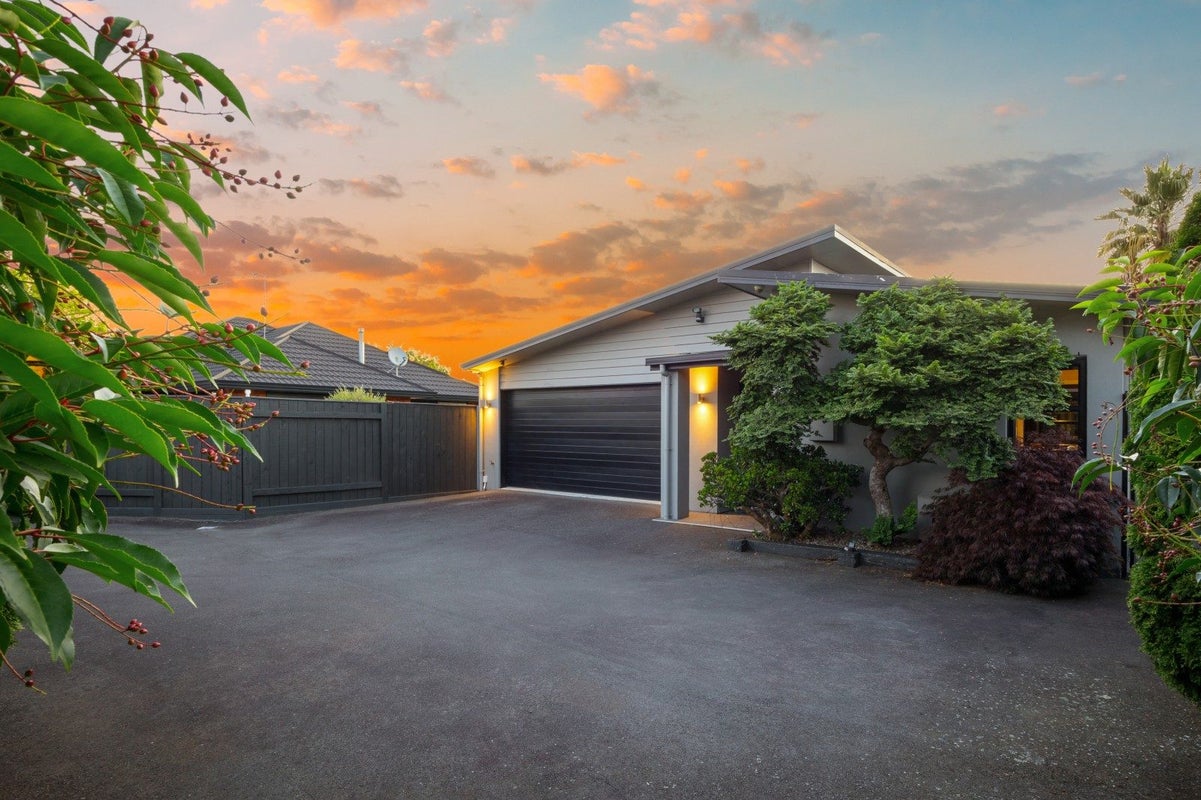 7A Florence Avenue, Palmerston North, Palmerston North - Carousel 1