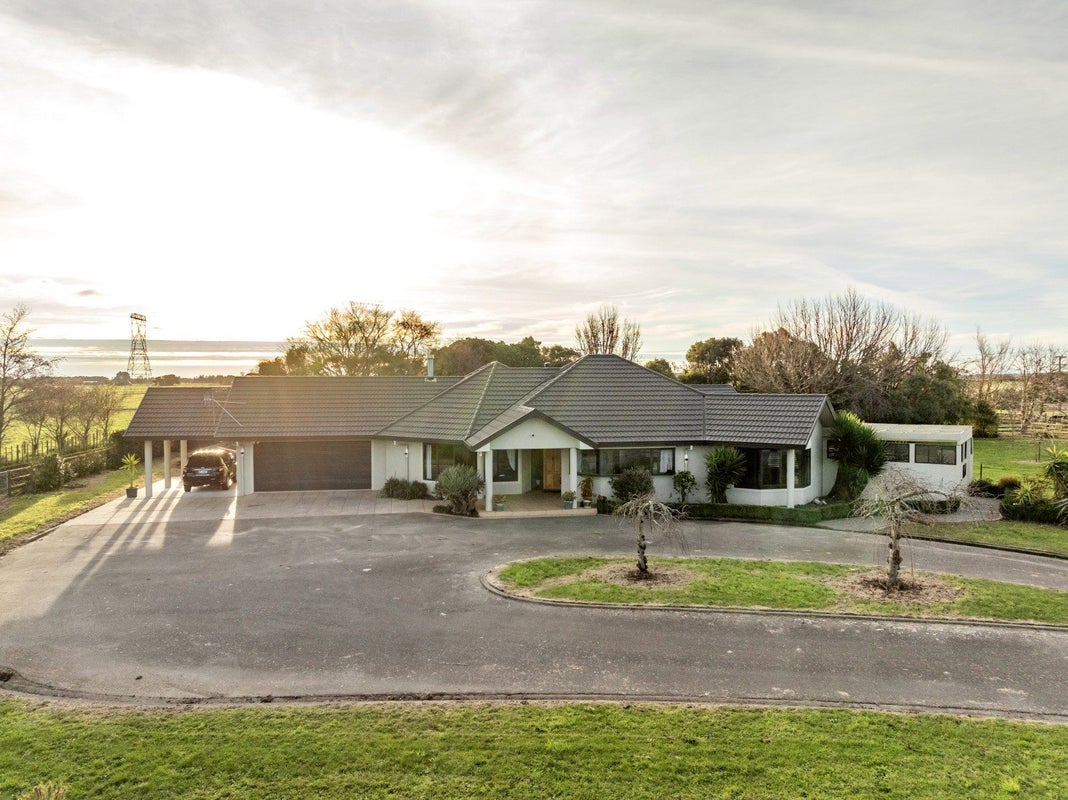 11 Mckenzie Settlement Road, Kairanga, Palmerston North - Carousel 2