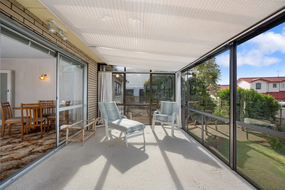1/3 Hall Road, Glenfield, Auckland - Carousel 28