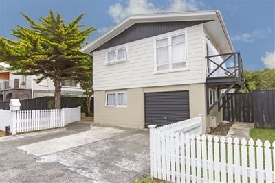56 Harbour View Road, Harbour View, Lower Hutt - Carousel 1