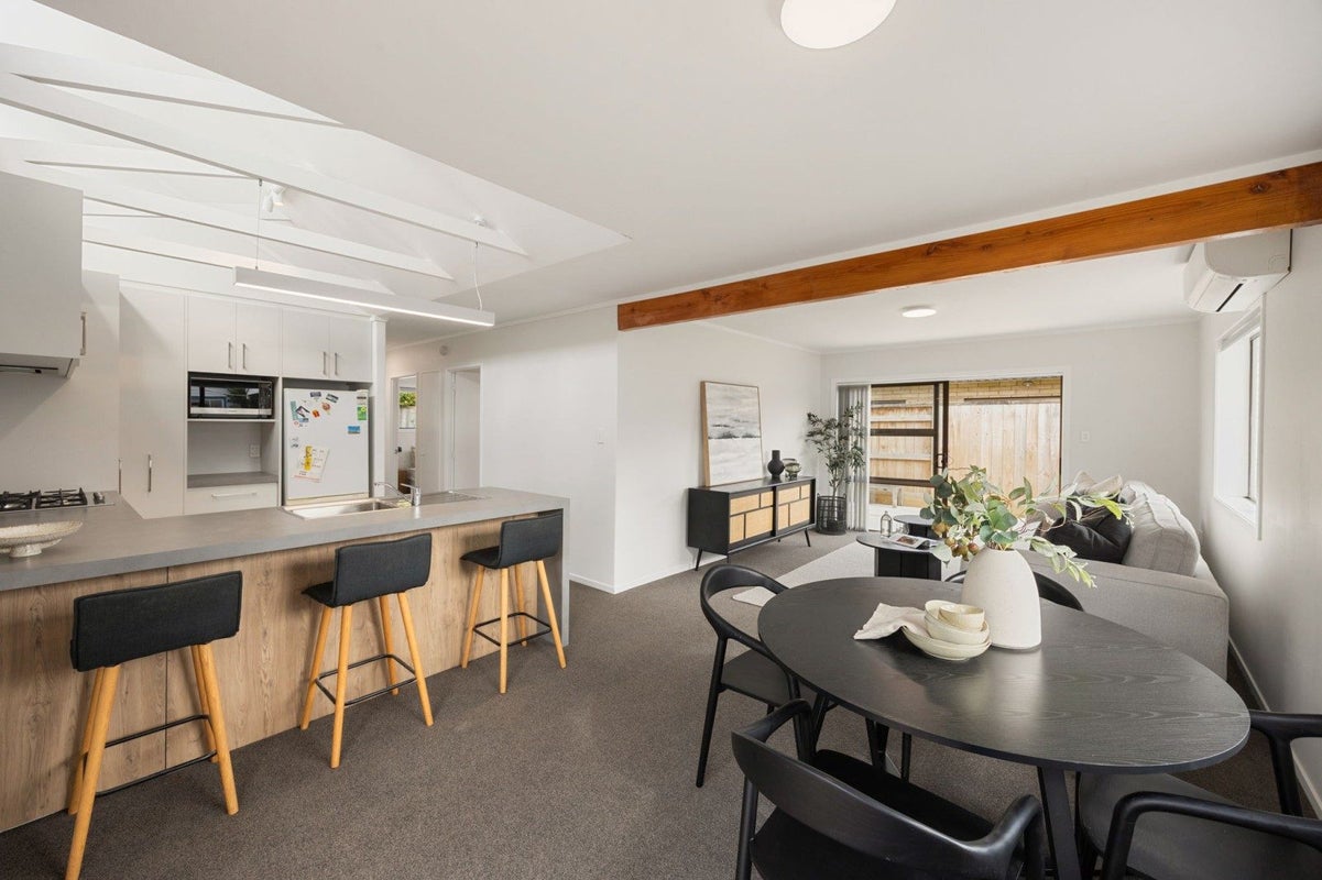 3/1 St Olpherts Avenue, Hamilton East, Hamilton - Carousel 2