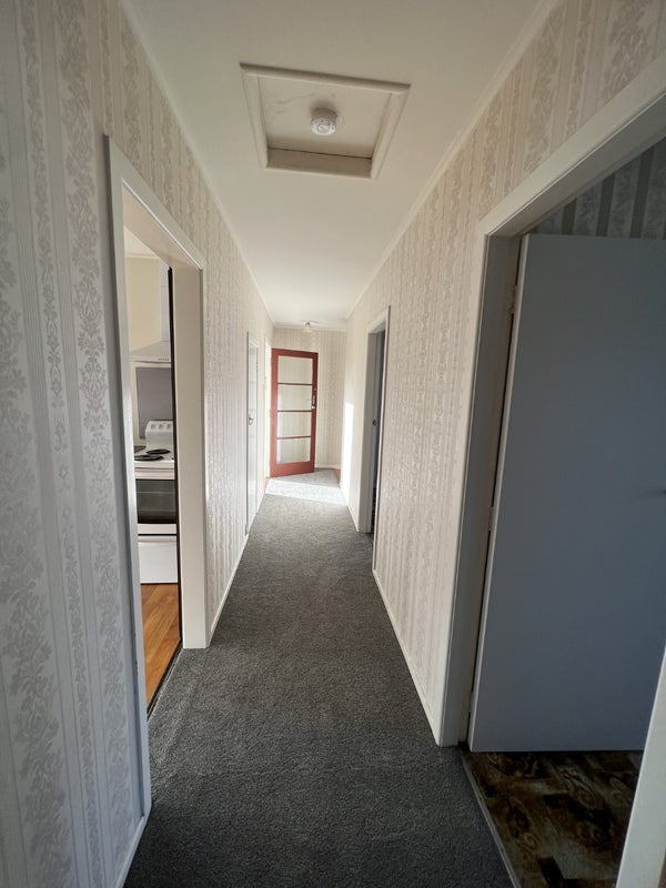 9 Maunder Place, New Lynn, Auckland - Carousel 8