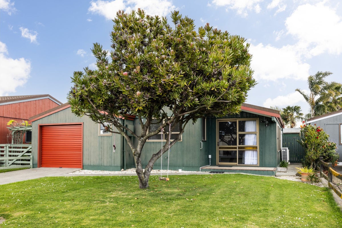 8 Lamason Street, Greenmeadows, Napier - Carousel 1