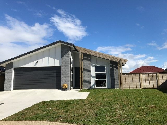 104 Te Ranga Memorial Drive, Pyes Pa, Tauranga - Carousel 1
