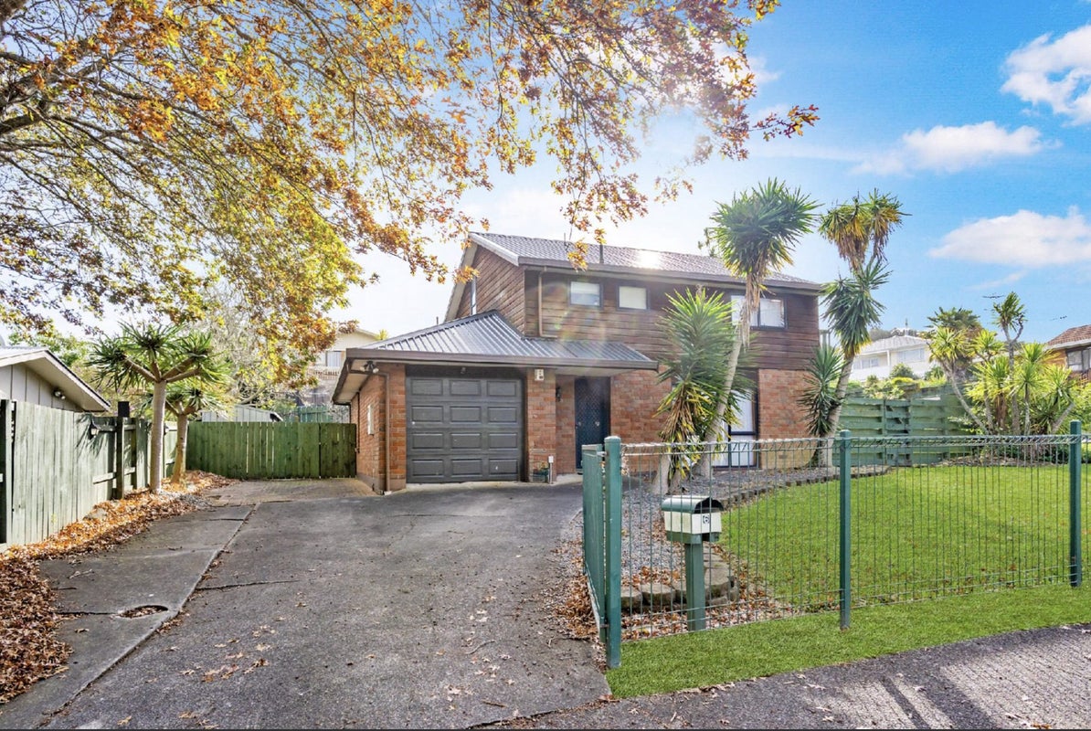 2/6 Eugenia Rise, Totara Heights, Auckland - Carousel 2