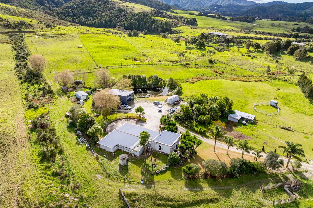 383 Brown Road, Hakaru, Kaiwaka - Carousel 2