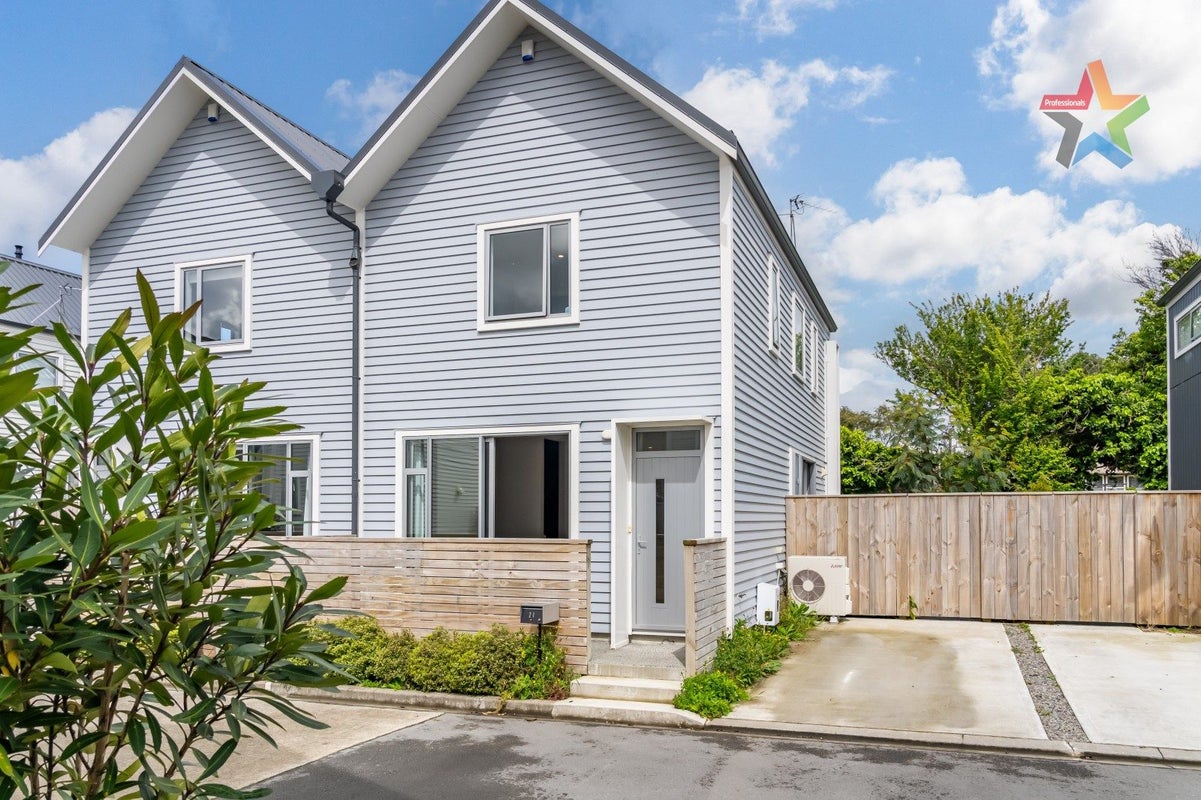 21 Eruera Love Lane, Waterloo, Lower Hutt - Carousel 1