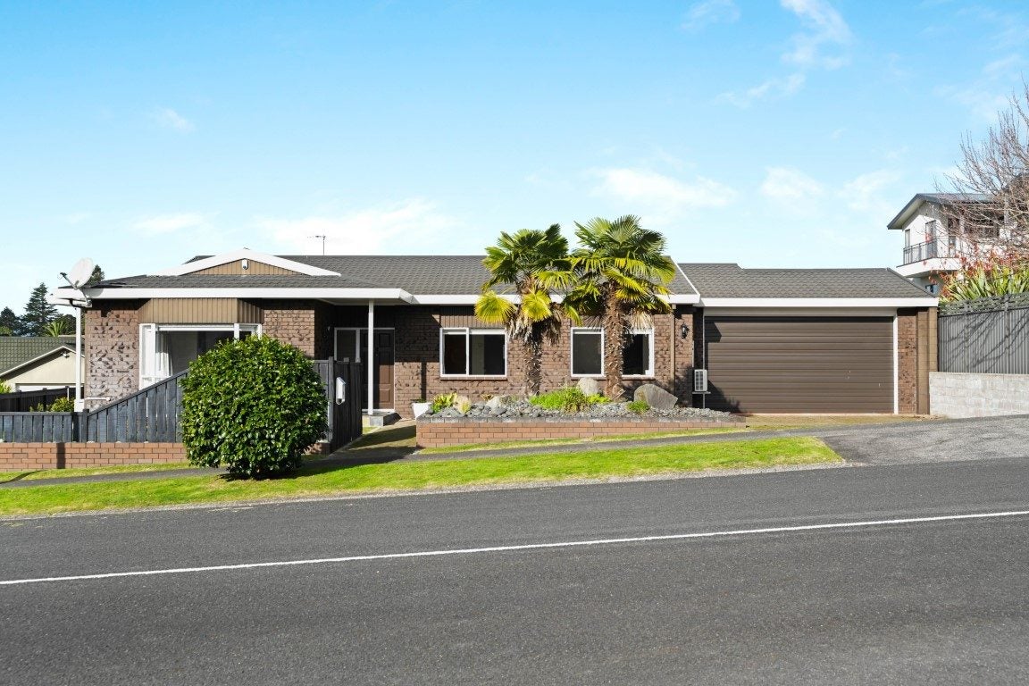 28 Delamare Road, St Andrews, Hamilton - Carousel 2