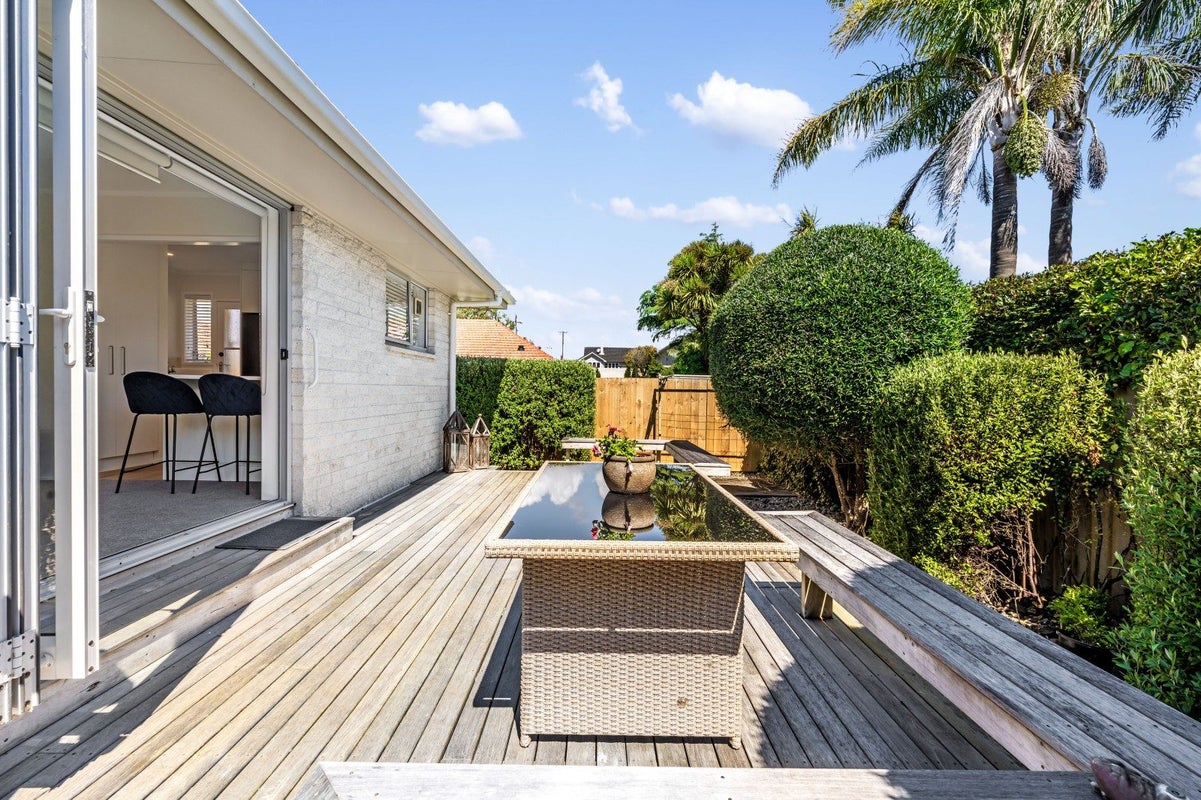 3/35 Kowhatu Road, Greenlane, Auckland - Carousel 2